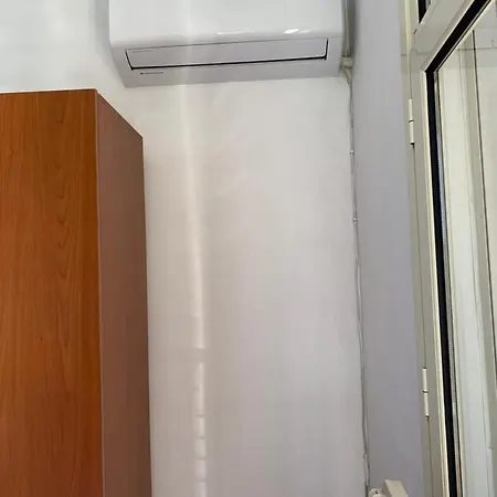 Marconi Apartment *