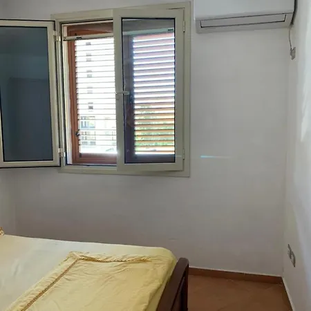 Marconi Apartmán *