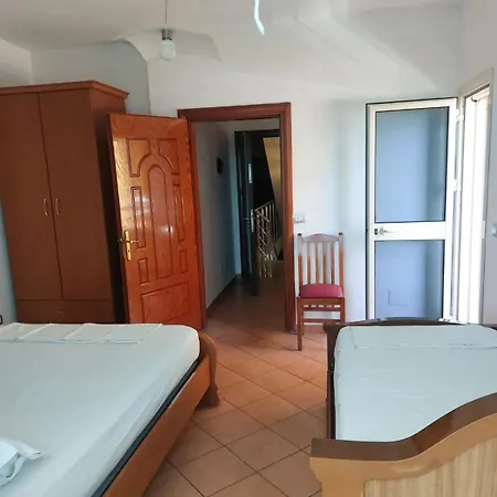Marconi Apartmán *
