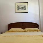 Marconi דירה