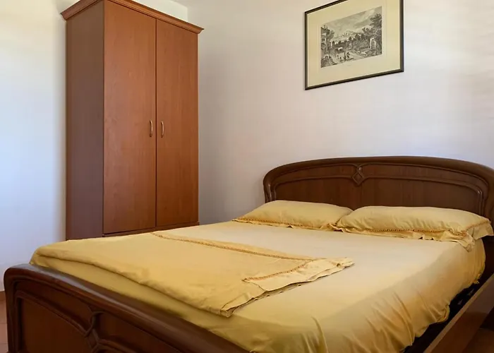 Apartment Marconi Durrës