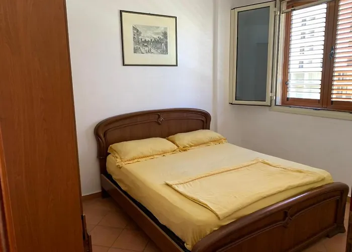 Marconi Apartment *