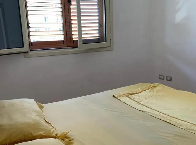 Marconi Apartment